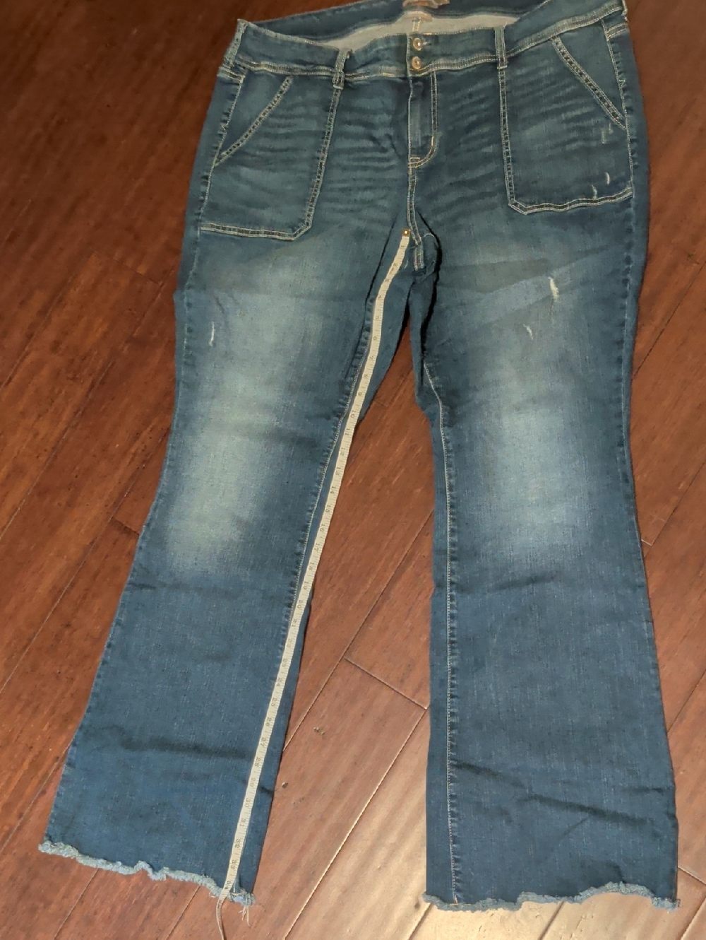 Torrid jean vintage stretch Mid Rose Flare Size 22